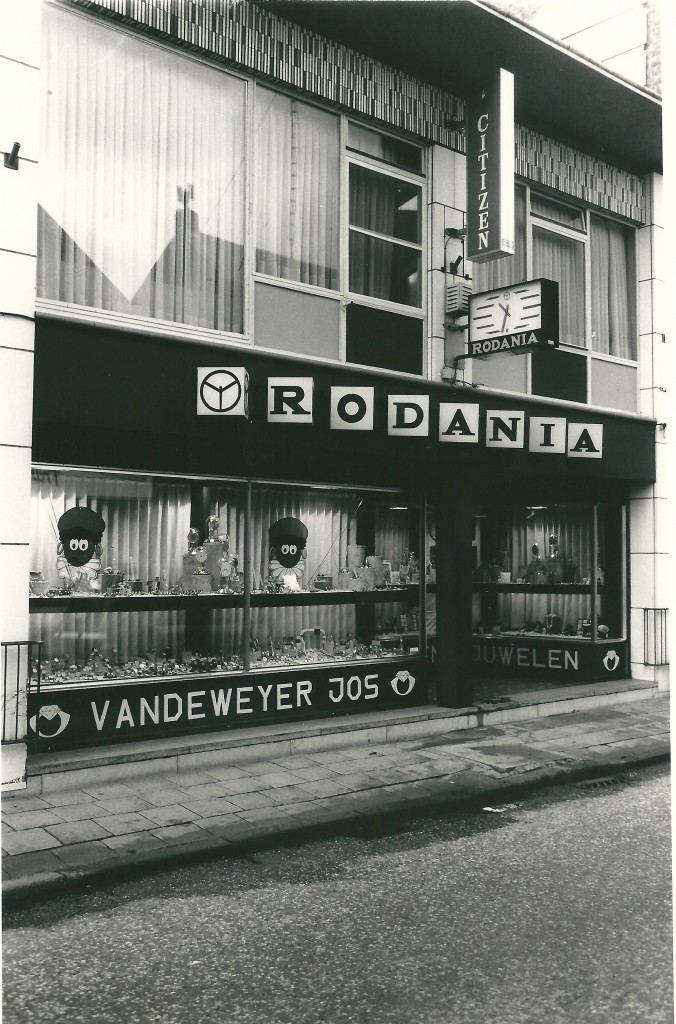 De winkel van Juweliers Vandeweyer in de jaren 80
